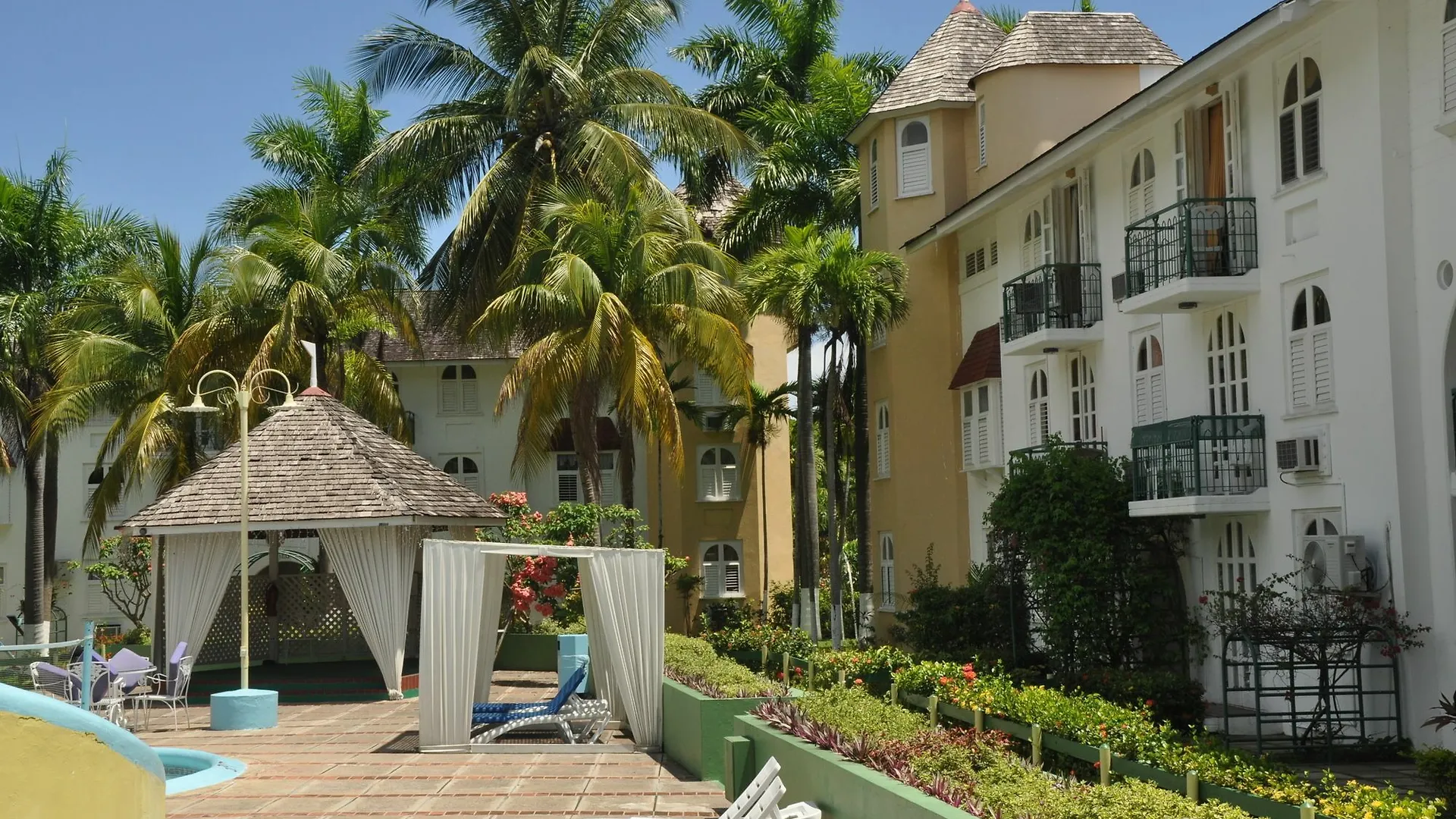 Ocho Rios Sandcastles Resort On The Beach 1 Bedroom Apartment On The Beach
